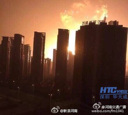 智慧高速解决方案 天津滨海新区码头深夜突发爆炸图片